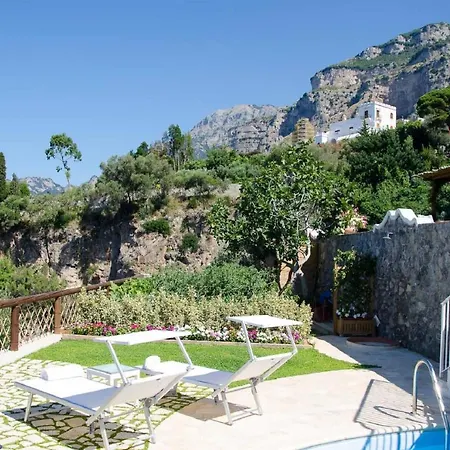Sleeps 4 Pool Air Con Wifi Băile Herculane
